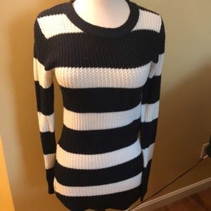 Striped side zip sweater NWOT